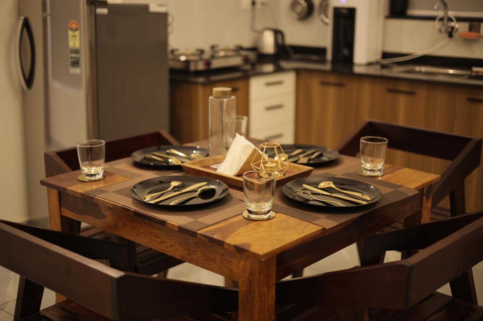 Indigo Springs Apartment Thiruvananthapuram Екстериор снимка